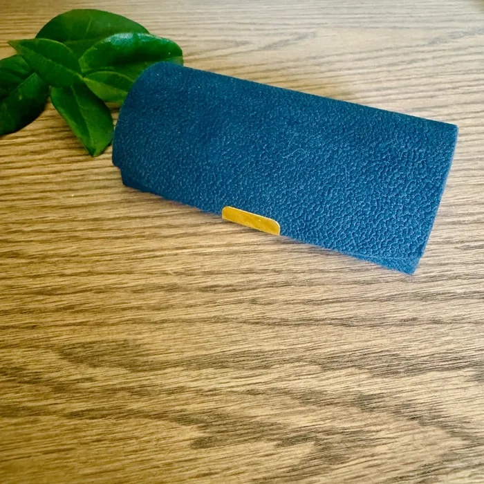 Small Velvet Jewellery Boxes iszi ONLINE Earrings