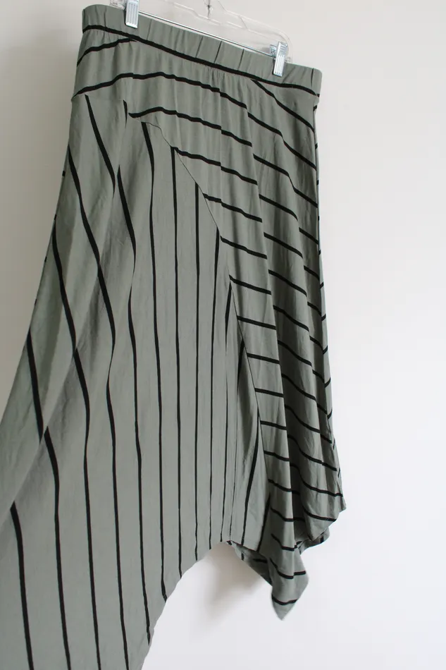 SO Green Black Striped Skirt L SO Rings